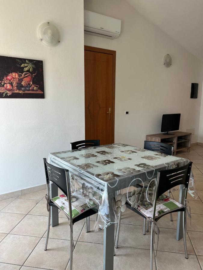 A Casa Di Olivia Apartment Girasole Exterior photo
